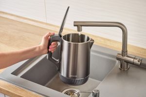 Двойностенна електрическа кана Sencor SWK 0850GY с регулиране на температура и U-образно дъно  