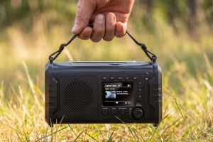 Преносимо OUTDOOR радио SENCOR SRD 1090SCLD